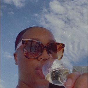 Meet your Posher, Shatina